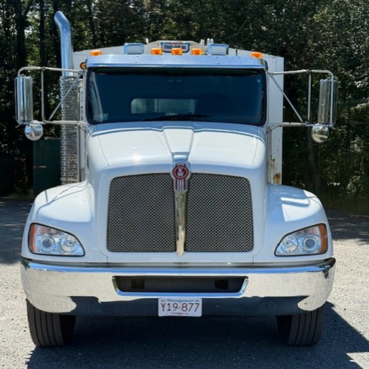 Images Saunders Trucking