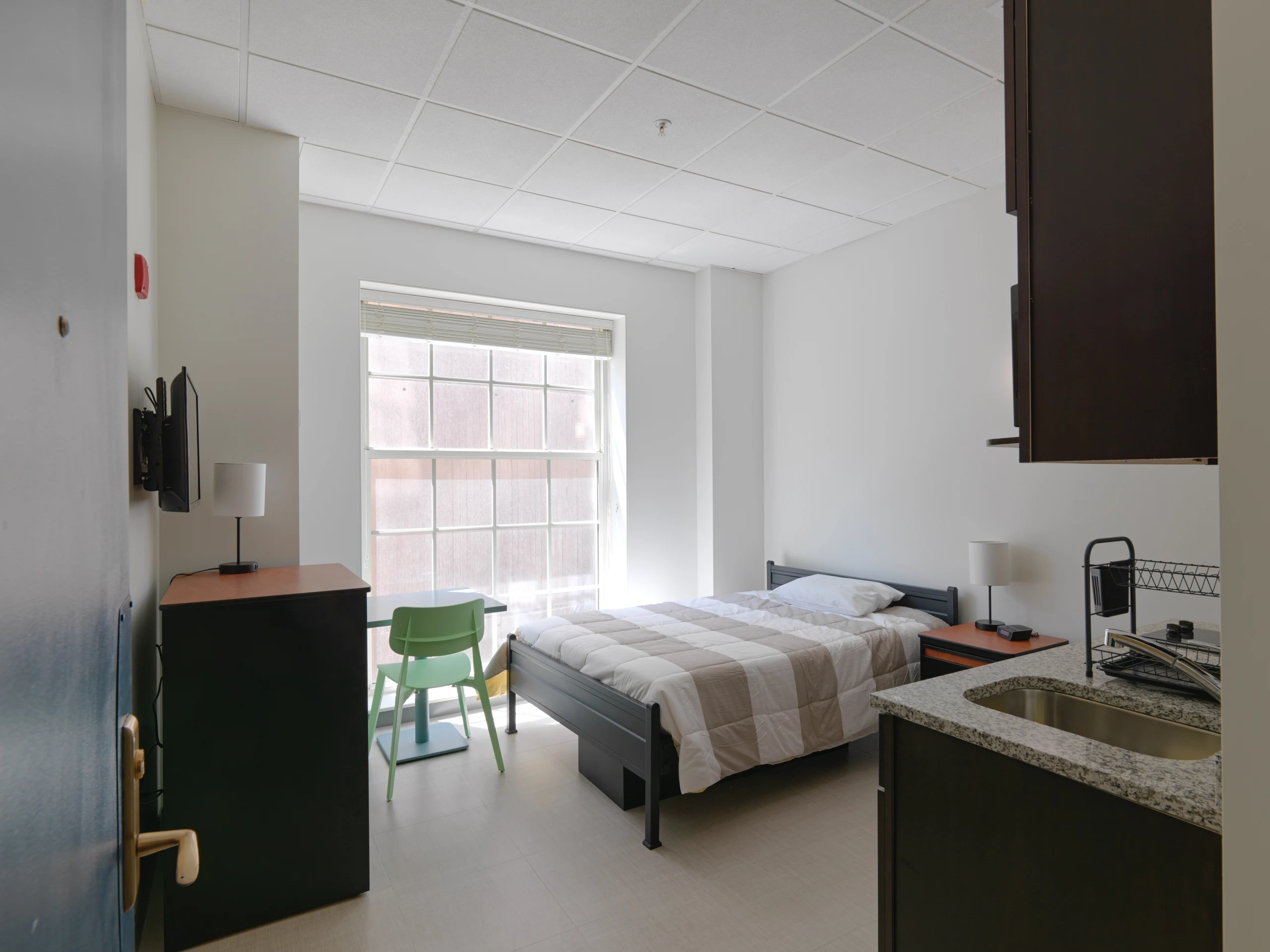 140 Clarendon
