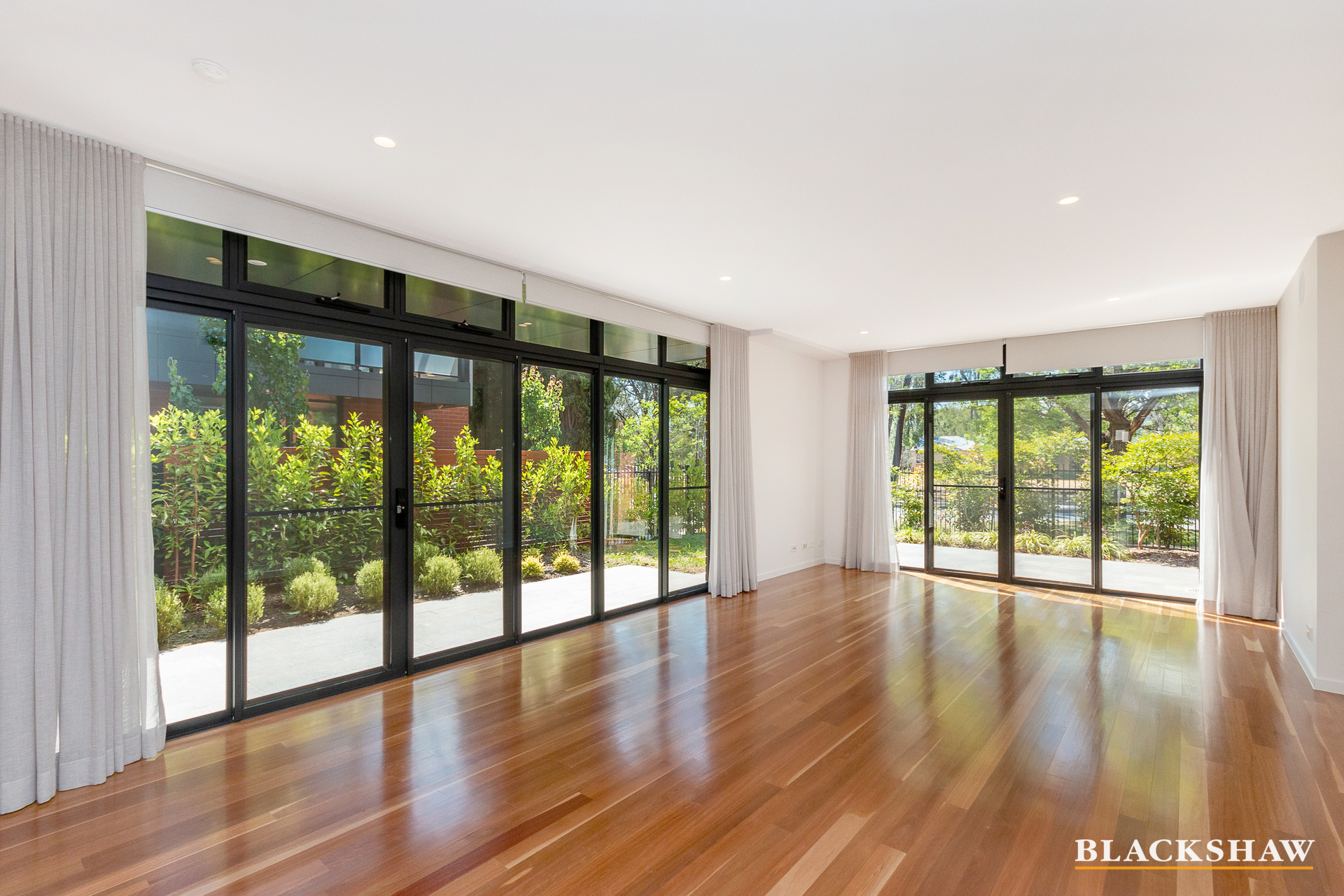 Images Blackshaw Real Estate Queanbeyan & Jerrabomberra