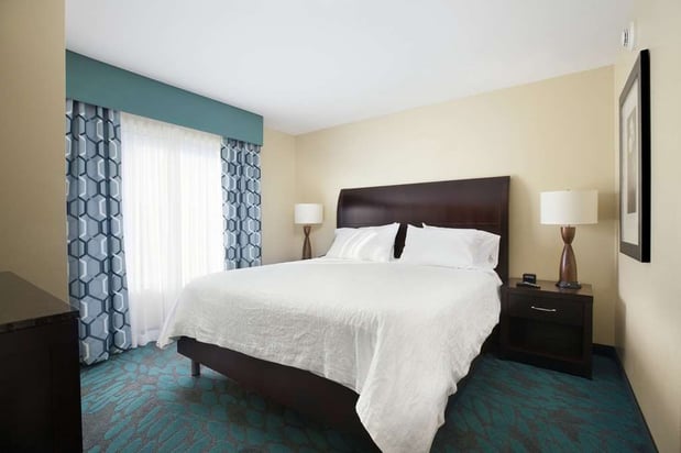 Images Hilton Garden Inn Fargo