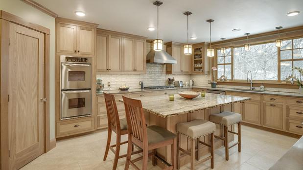 Images Andersen Cabinet Inc