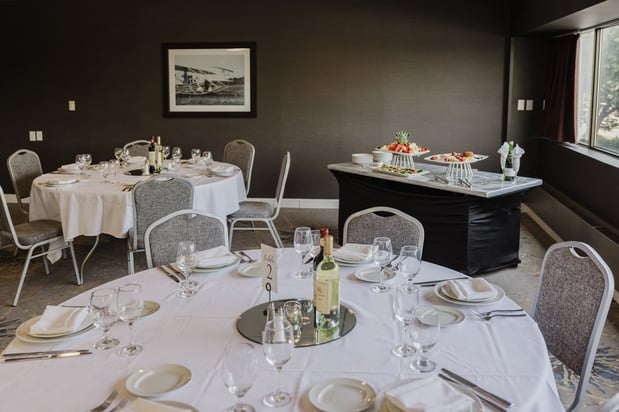 Images Crowne Plaza Suites Msp Airport - Mall of America by IHG
