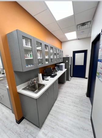 Images VetExpress Animal Urgent Care