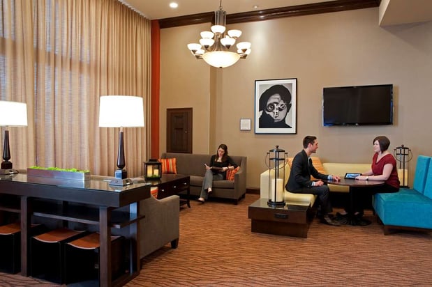 Images Hilton Garden Inn Milwaukee Downtown