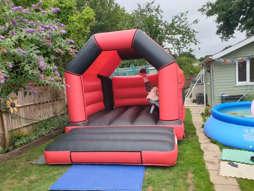 Images Top Banana Bouncy Castles