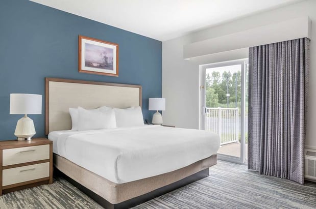 Images Hilton Vacation Club Varsity Club South Bend, IN
