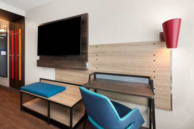 Images Tru by Hilton Portland Airport