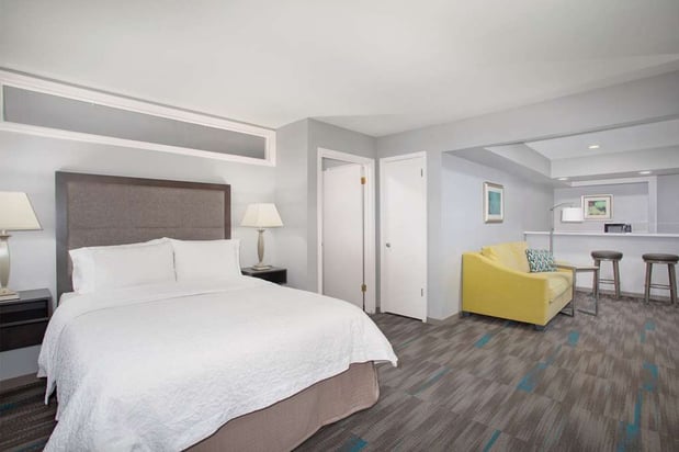 Images Hampton Inn Monterey