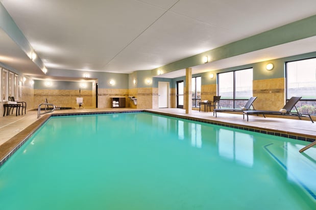 Images Holiday Inn Express & Suites Helena by IHG