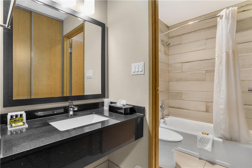 Images Best Western Plus Country Meadows Inn