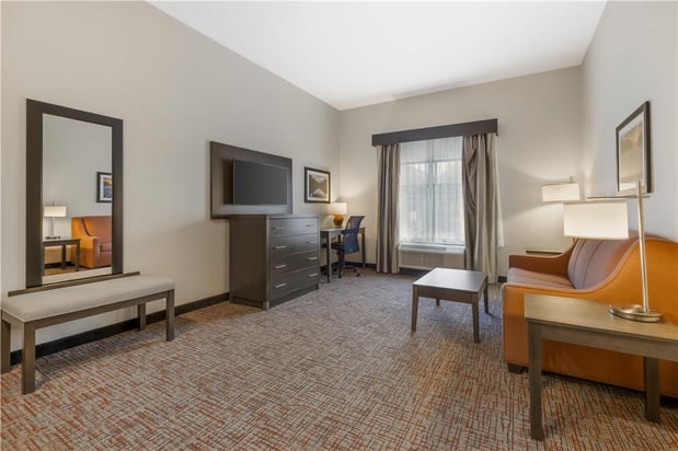 Images Best Western Plus Elizabethtown Inn & Suites