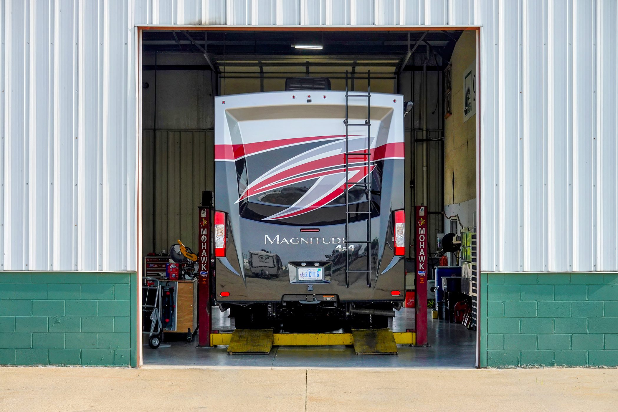 RV service company south of E 14 Mile Road at Van Dyke Avenue