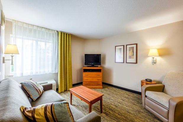 Images Candlewood Suites Savannah Airport, an IHG Hotel