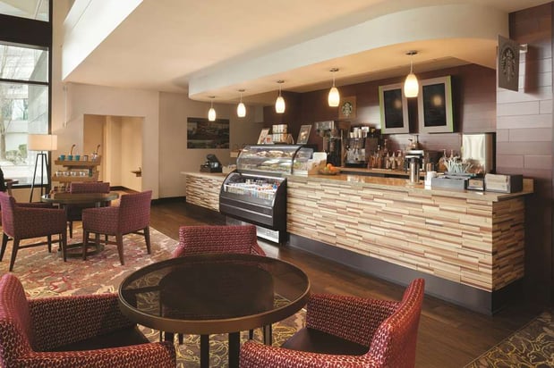 Images Hilton East Brunswick Hotel & Executive Meeting Center