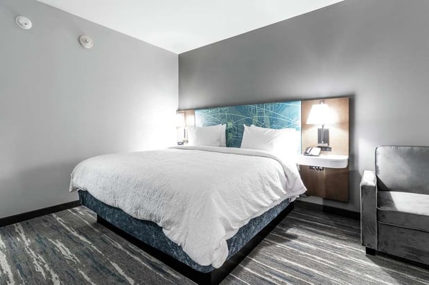 Images Hampton Inn Locust Grove