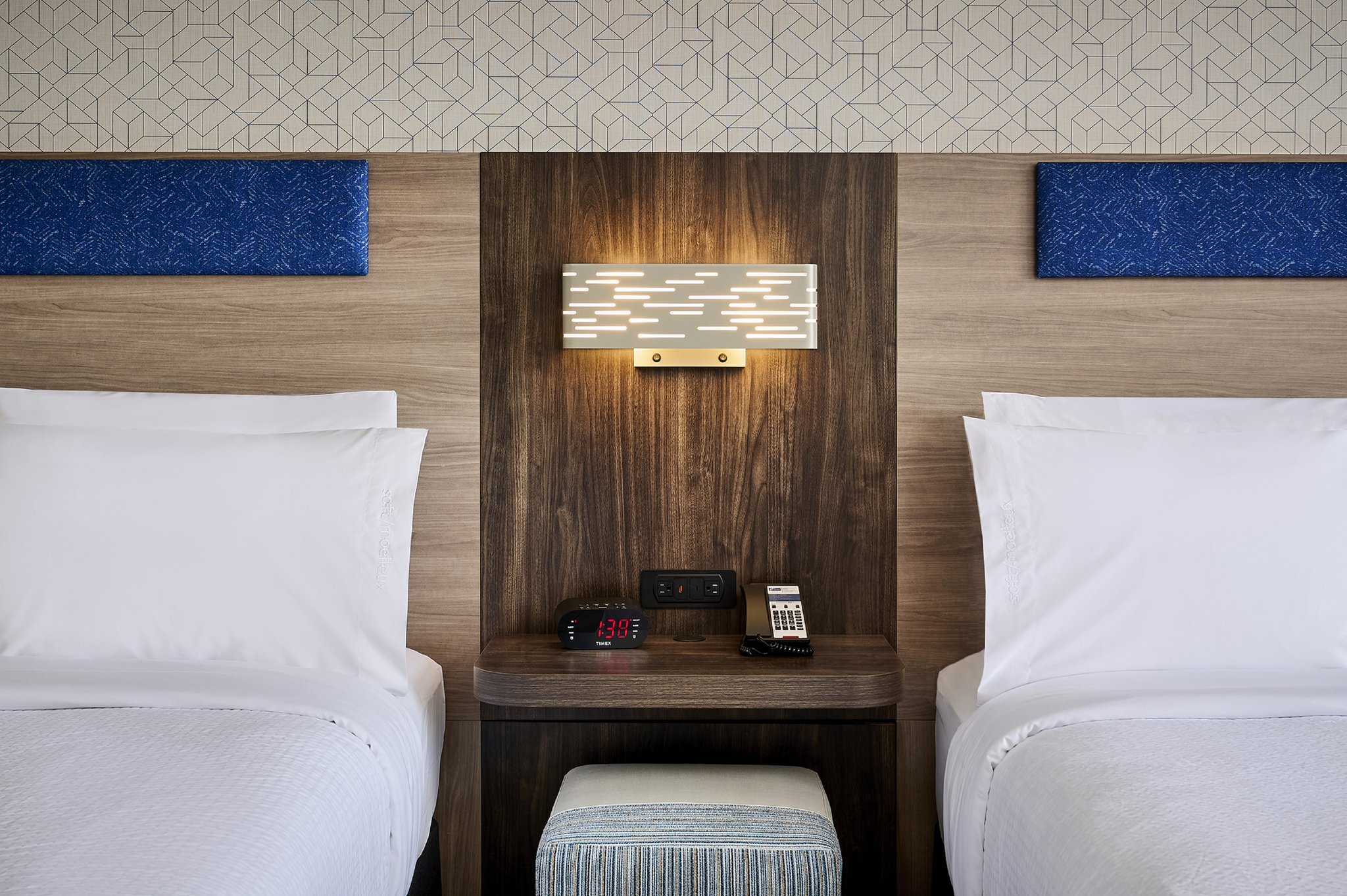 Images Holiday Inn Express Hamilton - Upper James by IHG