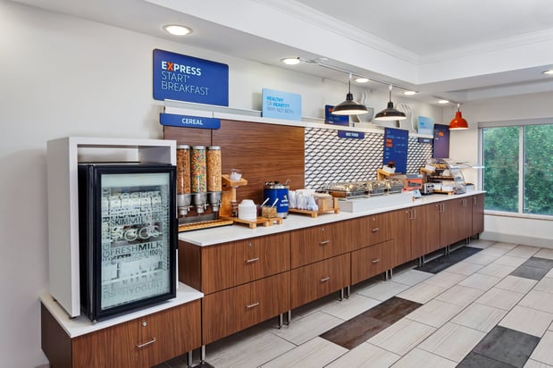 Images Holiday Inn Express & Suites Chicago South Lansing by IHG