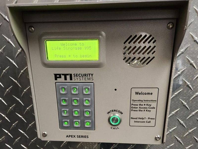 Images Extra Space Storage