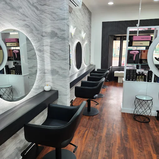 Images Lou Lou Hair Salon