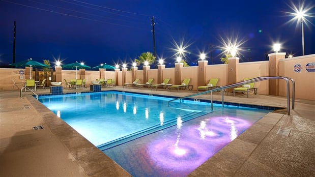 Images Best Western Premier Ashton Suites-Willowbrook
