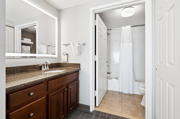 Images Staybridge Suites North Brunswick by IHG