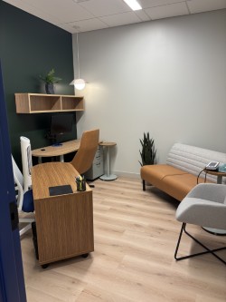 Images LifeStance Therapists & Psychiatrists Milton