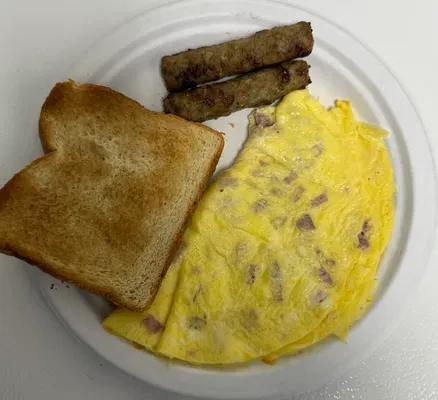 Giles Hotel Inn & Suites Image