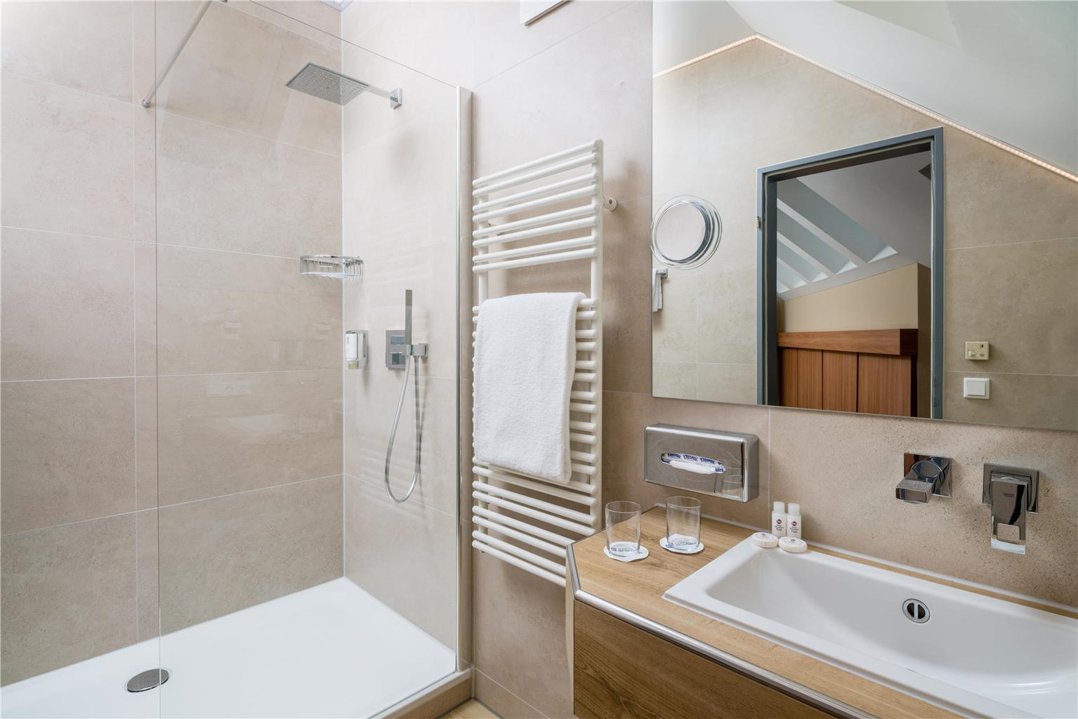 Best Western Plus Parkhotel Erding, Am Bahnhof 3 in Erding