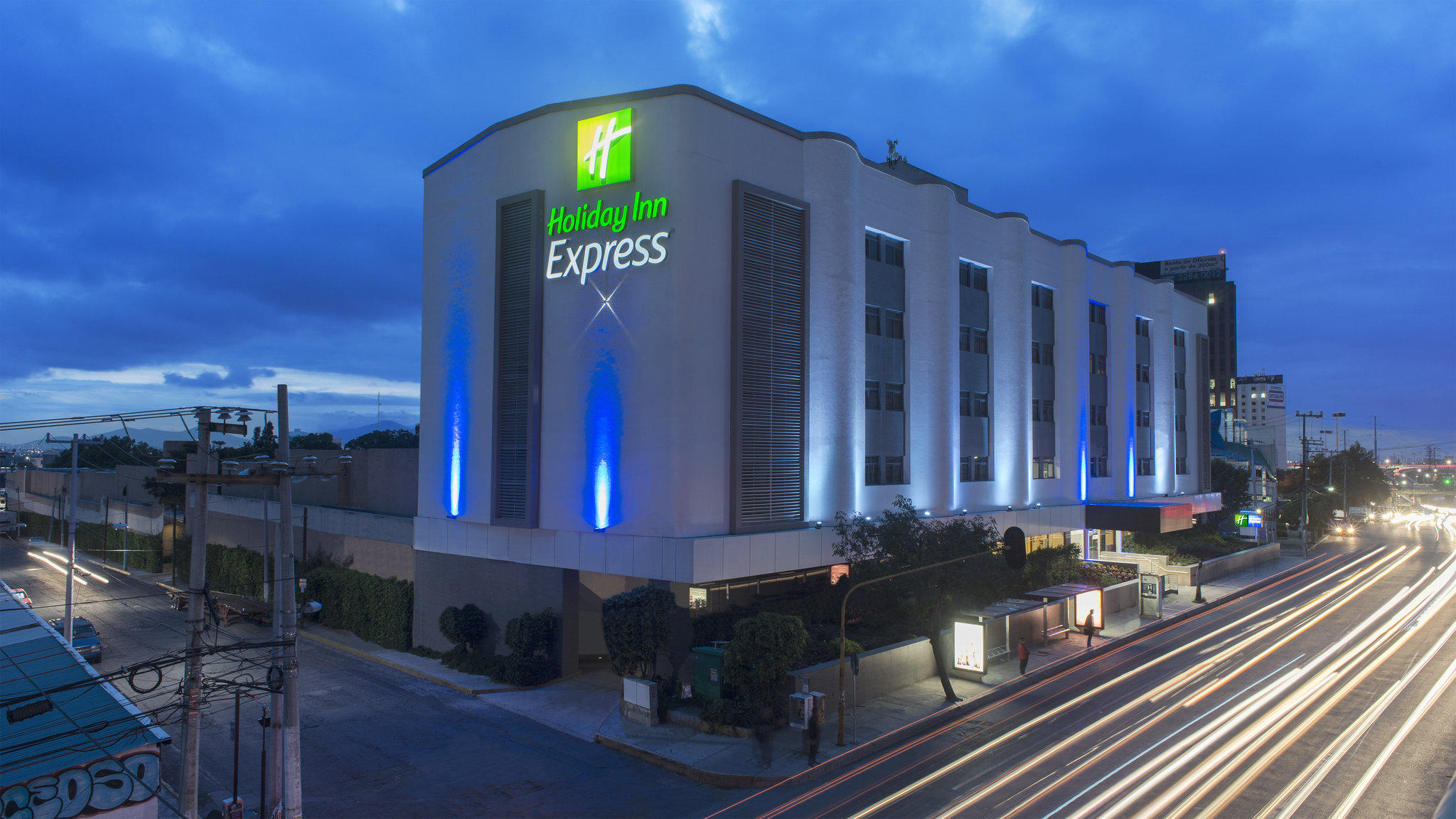 Images Holiday Inn Express Mexico - Toreo by IHG