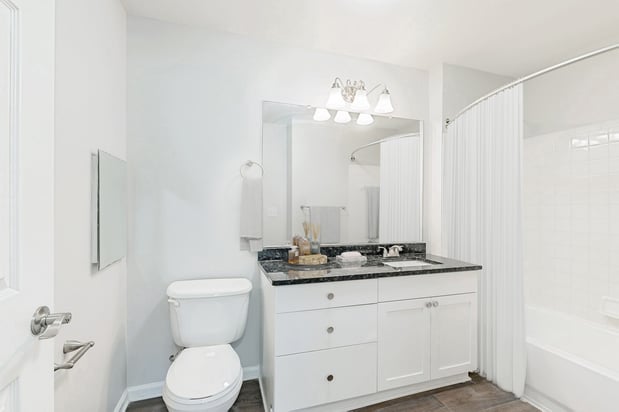 Images Eagle Rock Apartments at Freehold