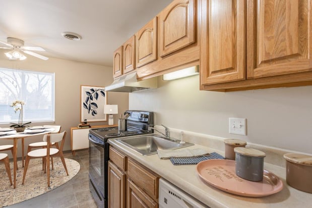Images Newcastle Apartments & Townhomes