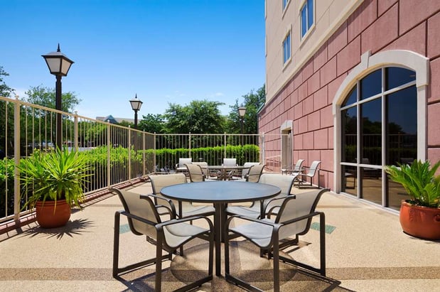 Images Embassy Suites by Hilton Austin Arboretum