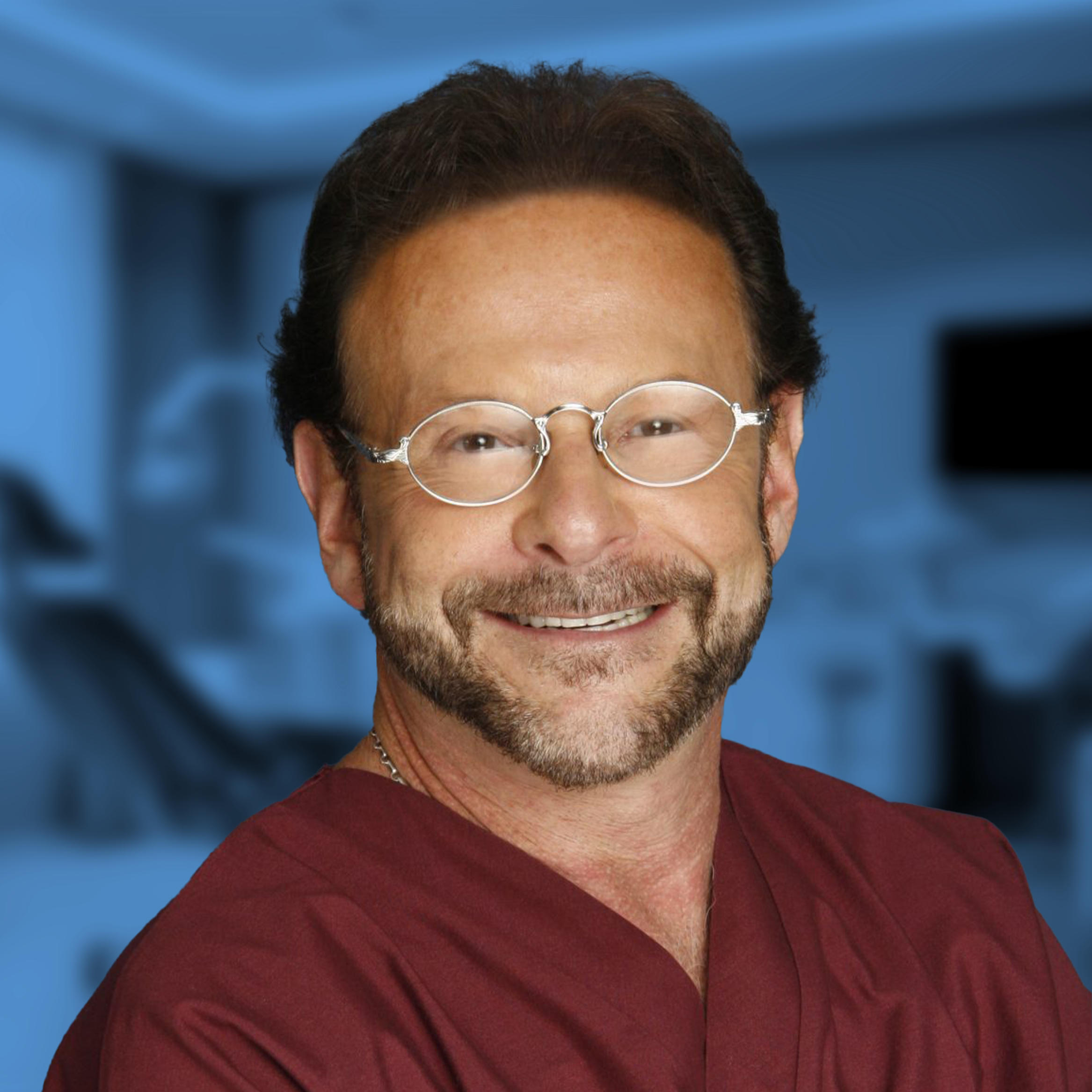 Dr. Bruce Freund - Headshot