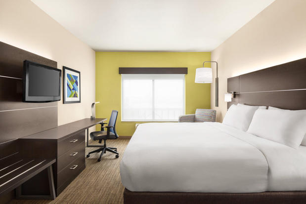 Images Holiday Inn Express & Suites San Antonio NW-Medical Area by IHG