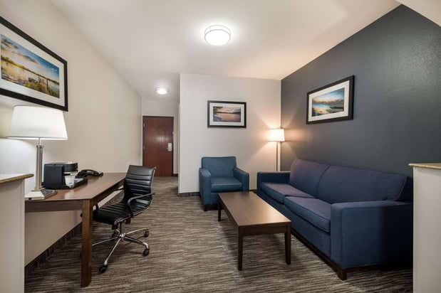Images Best Western Plus Lake Dallas Inn & Suites