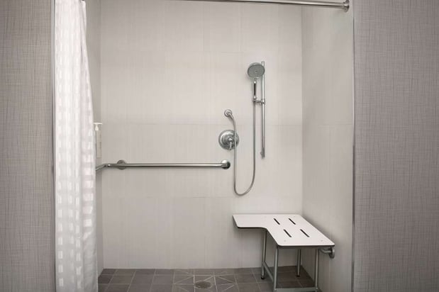 Images Embassy Suites by Hilton    La Quinta Hotel & Spa