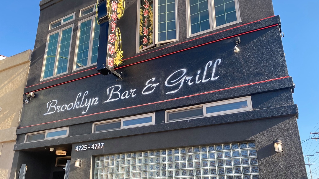Brooklyn Bar & Grill Photo