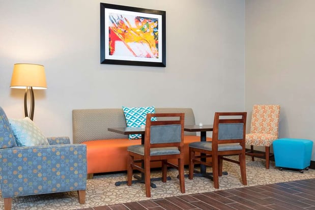Images Hampton Inn Kalamazoo