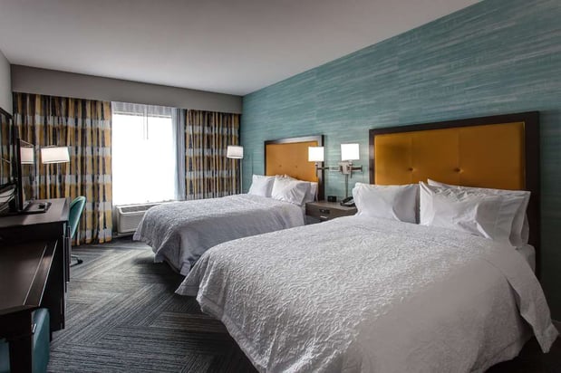 Images Hampton Inn & Suites Wichita/Airport