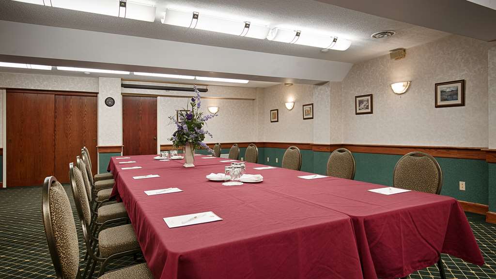 Need to schedule a meeting for business? We have space available for you and your clients. Best Western Plus Otonabee Inn Peterborough (705)742-3454