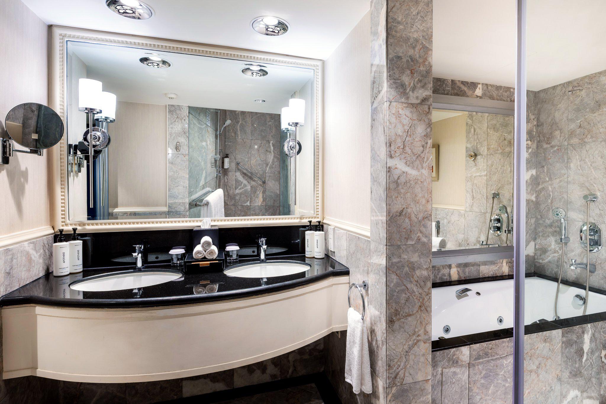 Images voco Orchard Singapore, an IHG Hotel