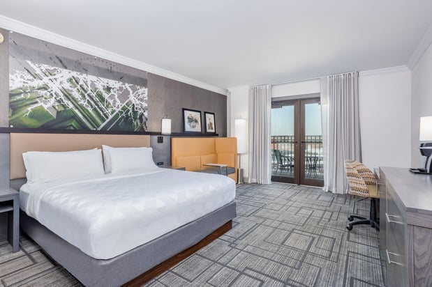 Images Holiday Inn Lafayette-City Centre by IHG