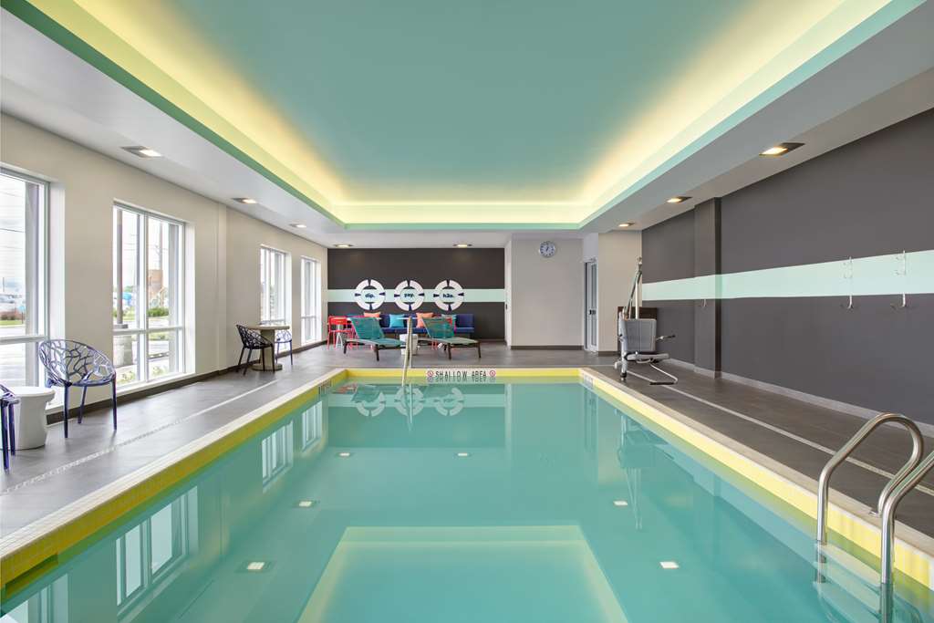 Images Tru by Hilton Toronto Airport West