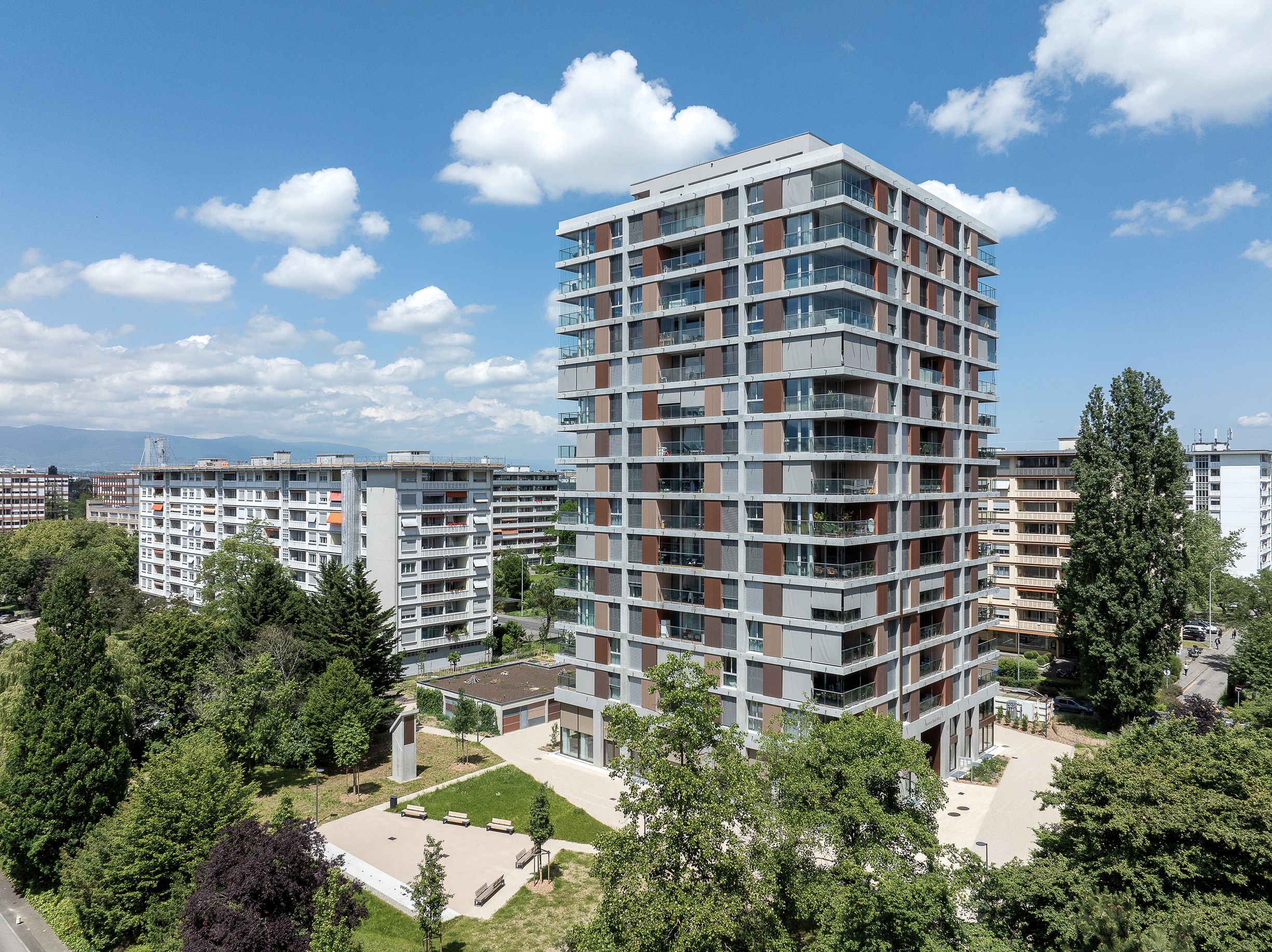 Bilder 2DLC Développement Sàrl & Architectes Partenaires SA