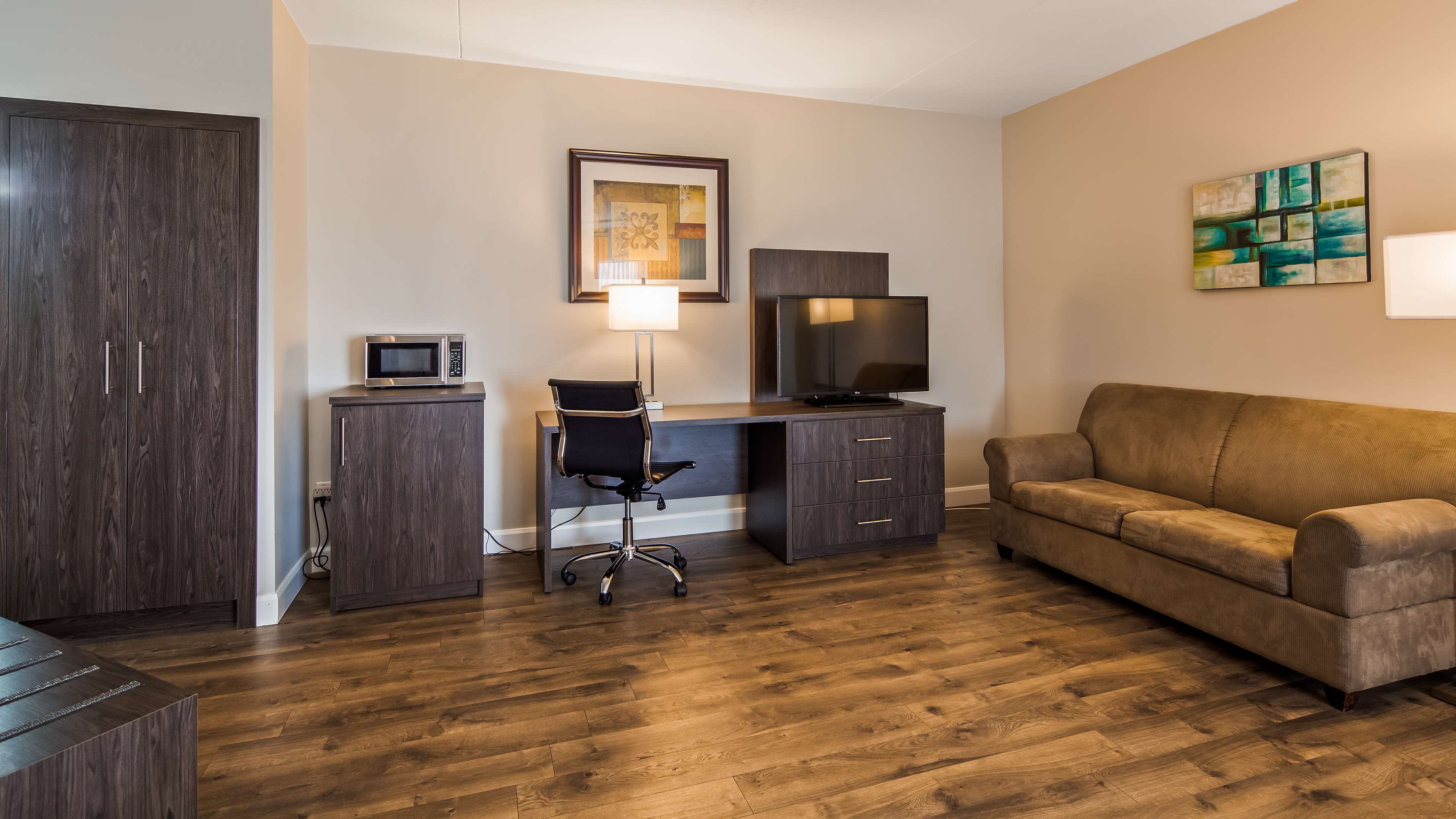 King Suite Best Western Laval-Montreal Laval (450)681-9000
