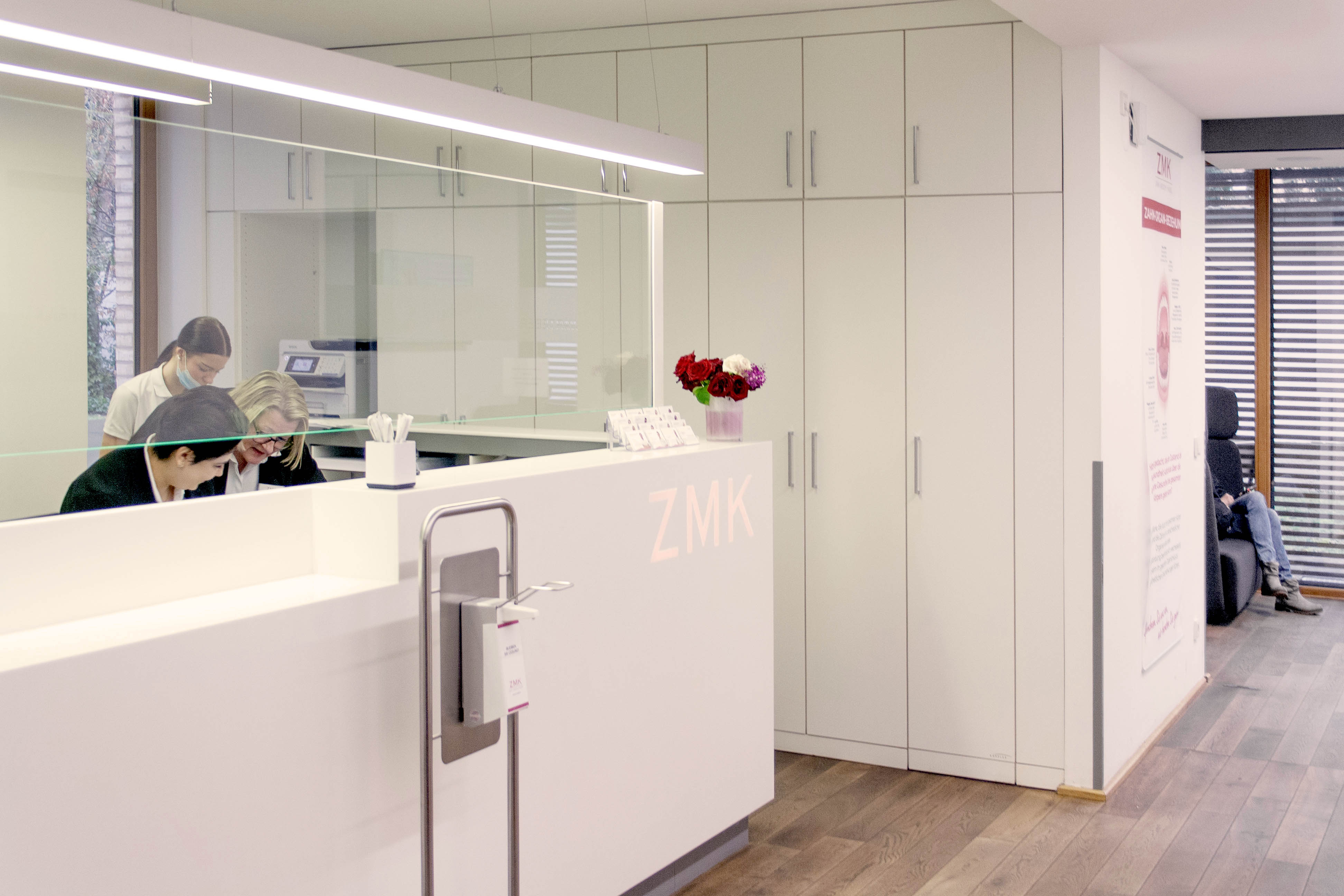 Zahnarzt Kassel - Zahnmedizinisches Versorgungszentrum ZMK GmbH, Wilhelmshöher Allee 305 in Kassel