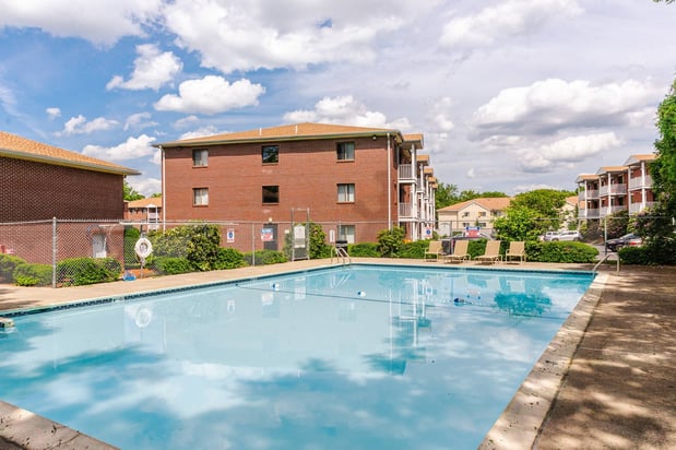 Images Westford Park Apartments