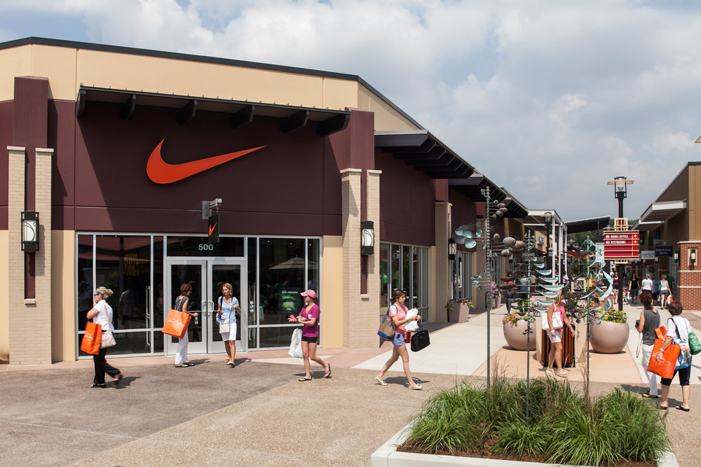St. Louis Premium Outlets, Chesterfield Missouri (MO) - mediakits.theygsgroup.com