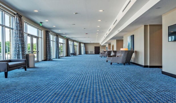 Images Holiday Inn Austin Airport by IHG