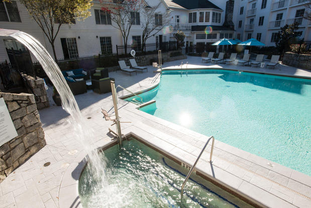 Images Hotel Indigo Atlanta - Vinings by IHG
